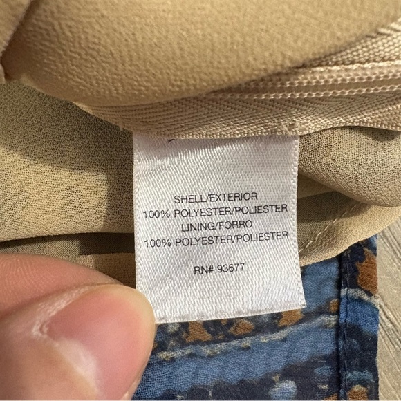 A.N.A A New Approach Blue Brown Beige Paisley Pleated V-Neck Tank Top Sz SP Boho - Picture 9 of 9